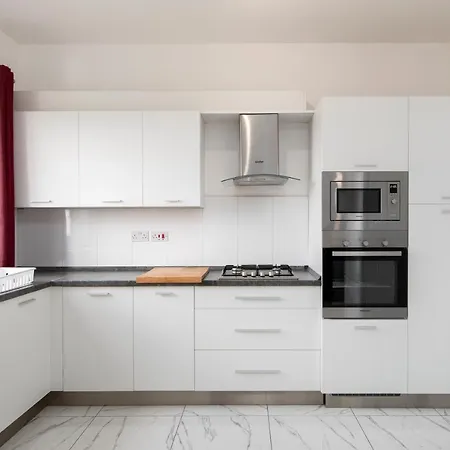 Sea View Apartment 2 Bedrooms 2 Bathrooms, 2 Minutes Away From The Sea San Giuliano Esterno foto