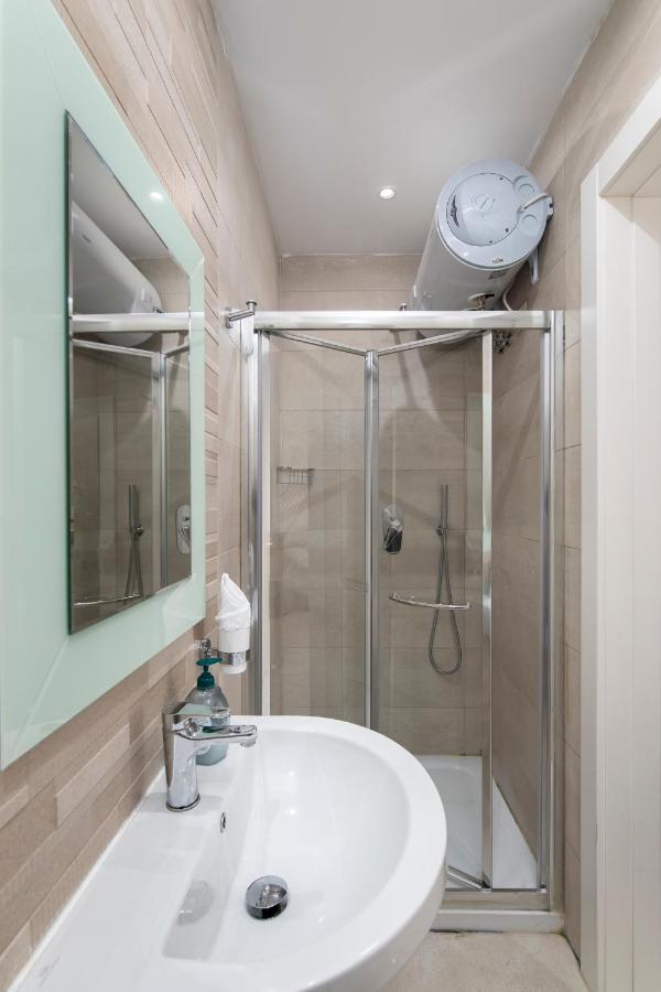Sea View 2 Bedrooms 2 Bathrooms, 2 Minutes Away From The Sea * San Giuliano