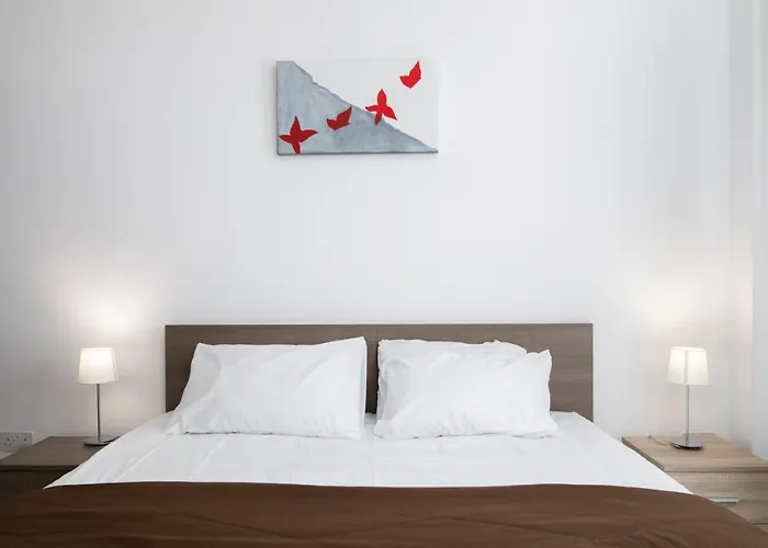 Sea View Apartment 2 Bedrooms 2 Bathrooms, 2 Minutes Away From The Sea